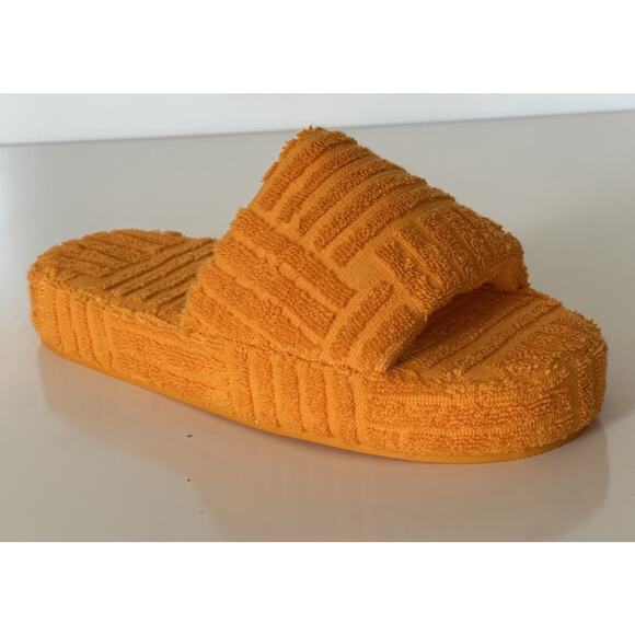 Bottega Veneta Intrecciato Resort Sponge Slipper Yellow 7 US 660245 IT NIB $600 main image 11